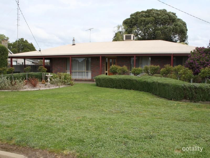 15 Lake St, Edenhope, VIC 3318