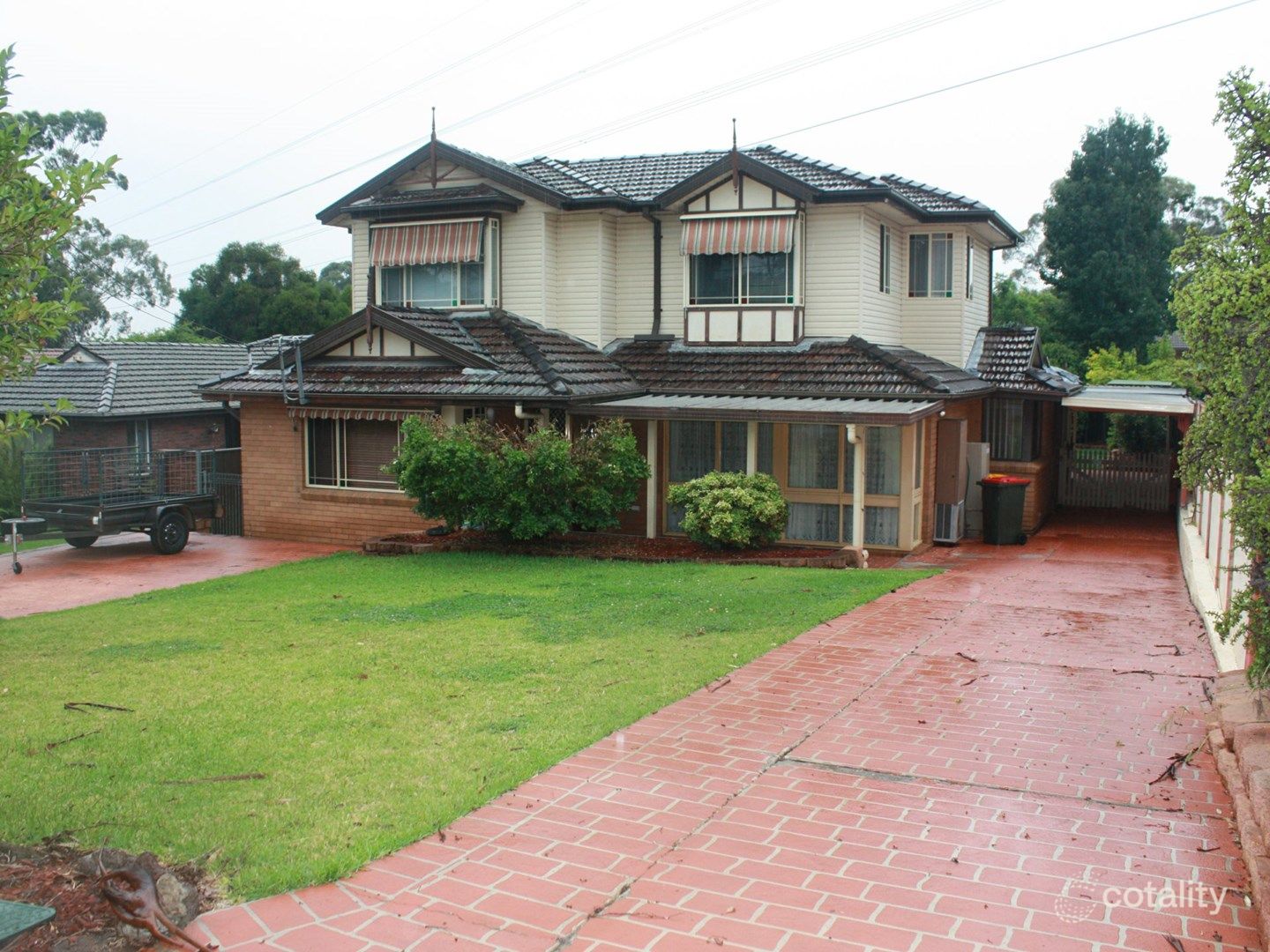 8 Columbia Rd, Seven Hills, NSW 2147