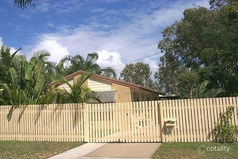 51 Drummond St, Urangan, QLD 4655