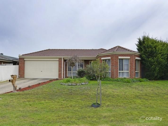 6 Melanie Blair Pl, Skye, VIC 3977