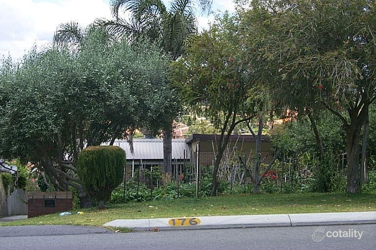174 Roberts St, Joondanna, WA 6060