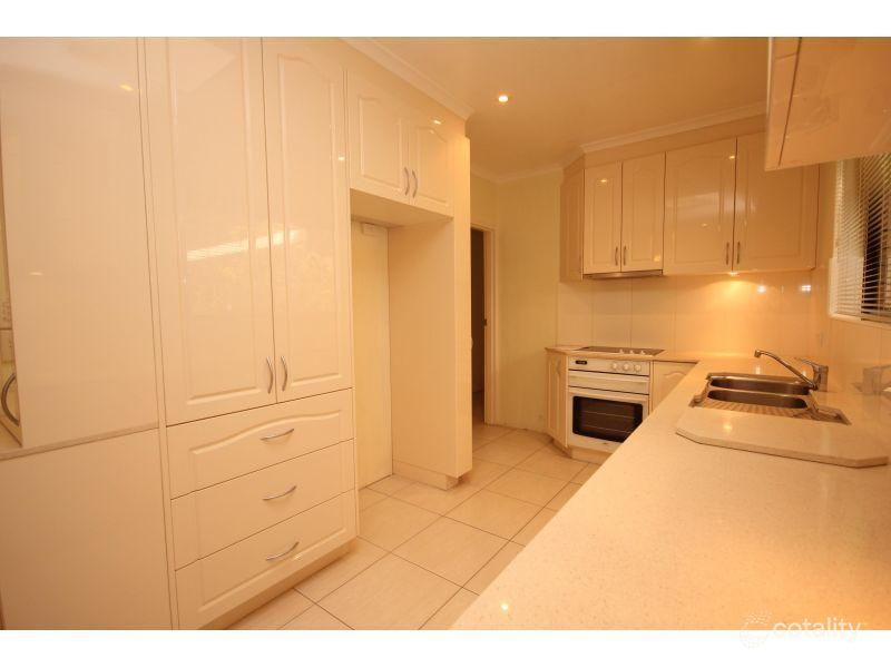 5 Cross St, Cook, ACT 2614