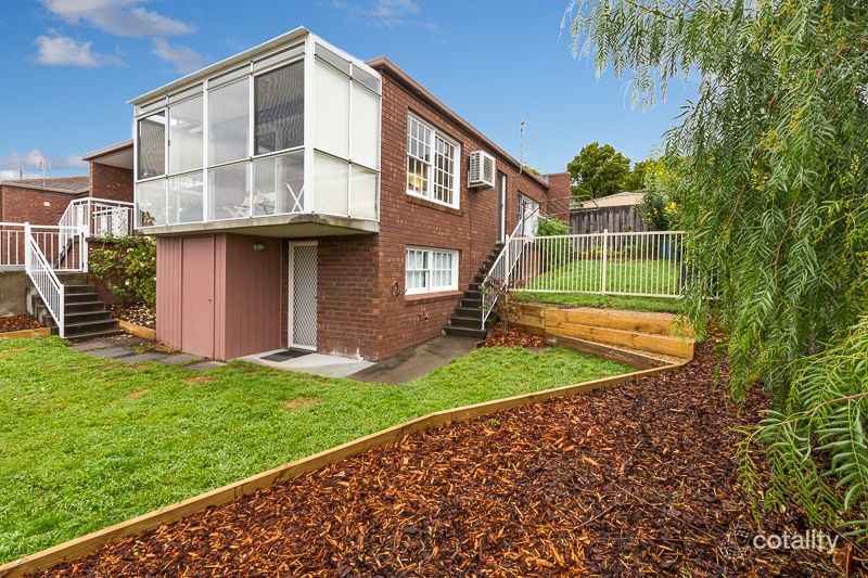 2/16 Fehre Ct, Sandy Bay, TAS 7005