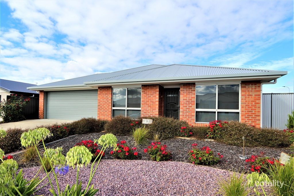 37 Lakes Park Dr, Ob Flat, SA 5291