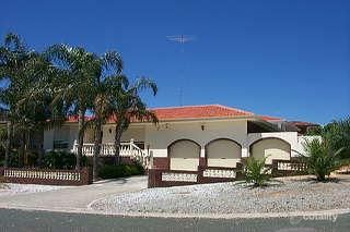 2 Steinbeck Pl, Spearwood, WA 6163