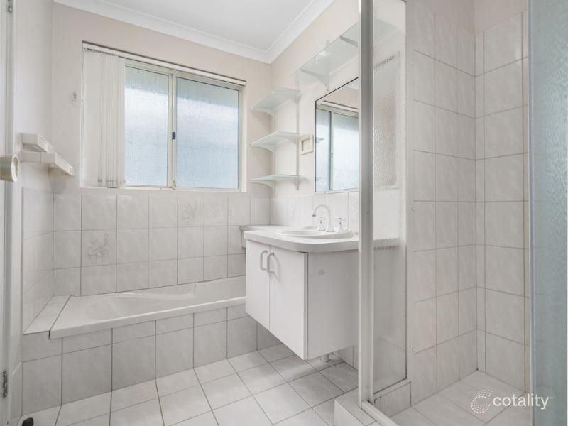 2/4 Mcdermott Ave, Wandina, WA 6530