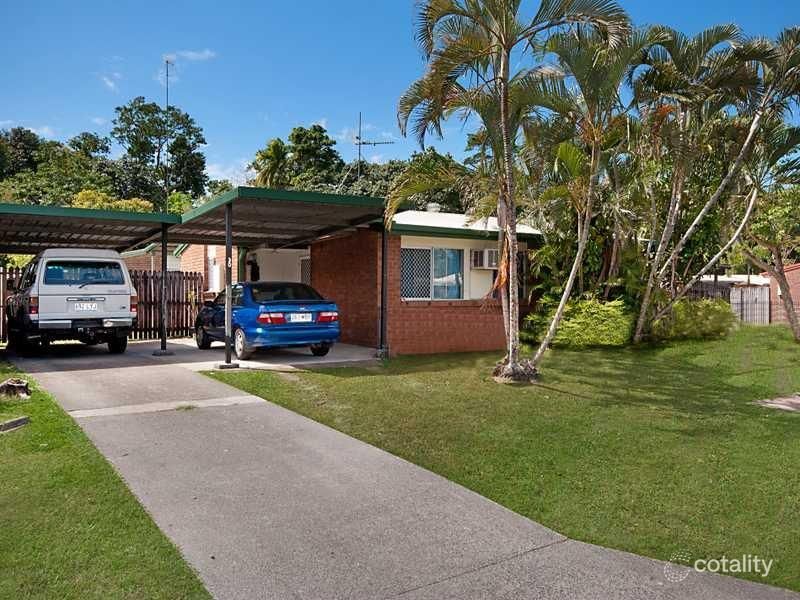 30 Long St, Mooroobool, QLD 4870