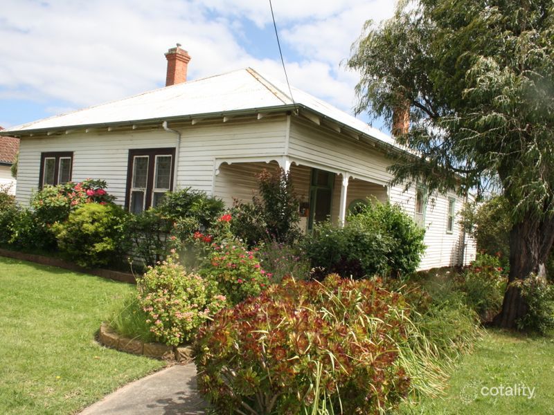 160 Macleod St, Bairnsdale, VIC 3875