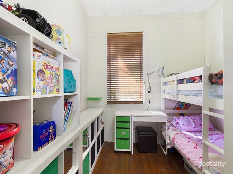 31 Caroline St, Annerley, QLD 4103