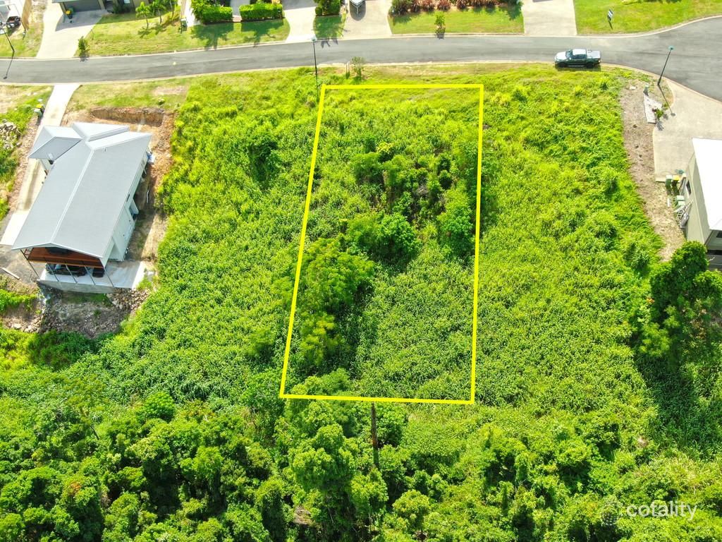 16 Scarlet Gum Cres, Cannonvale, QLD 4802