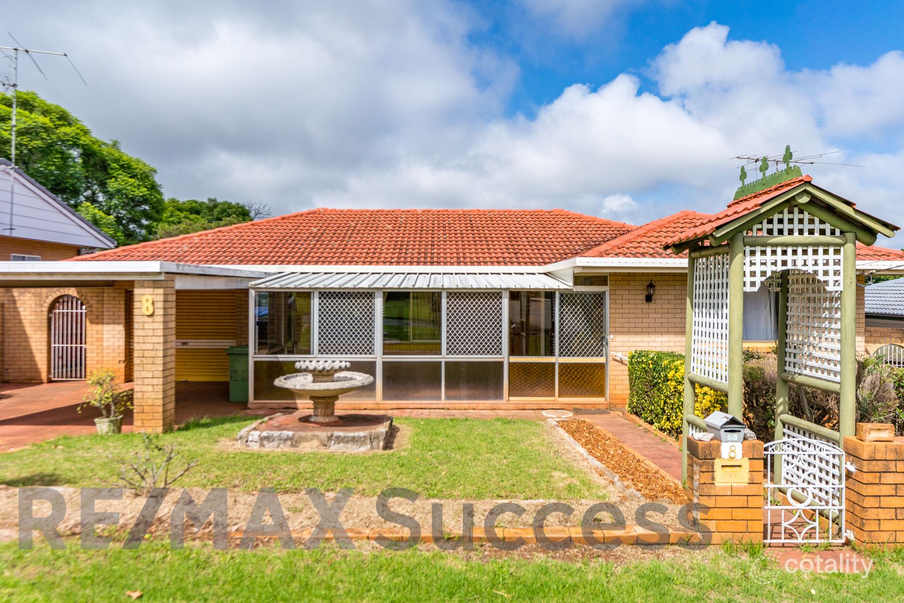 8 Hartman St, Rangeville, QLD 4350