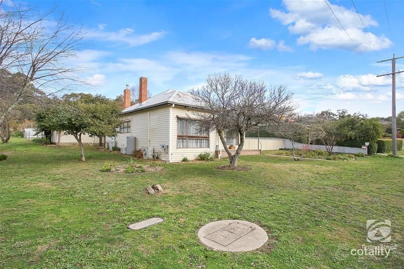 13 Malakoff Rd, Beechworth, VIC 3747