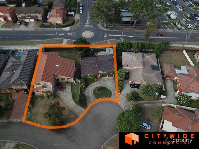 4 Ebony Cl, Casula, NSW 2170
