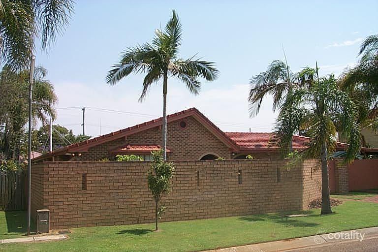 8 Sandrew St, Robertson, QLD 4109