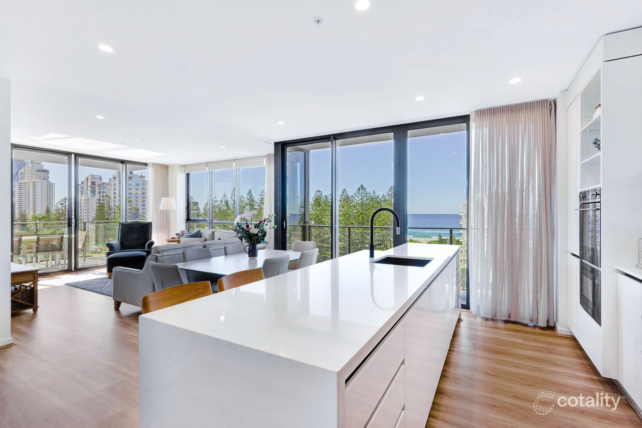 26/18 Chelsea Ave, Broadbeach, QLD 4218