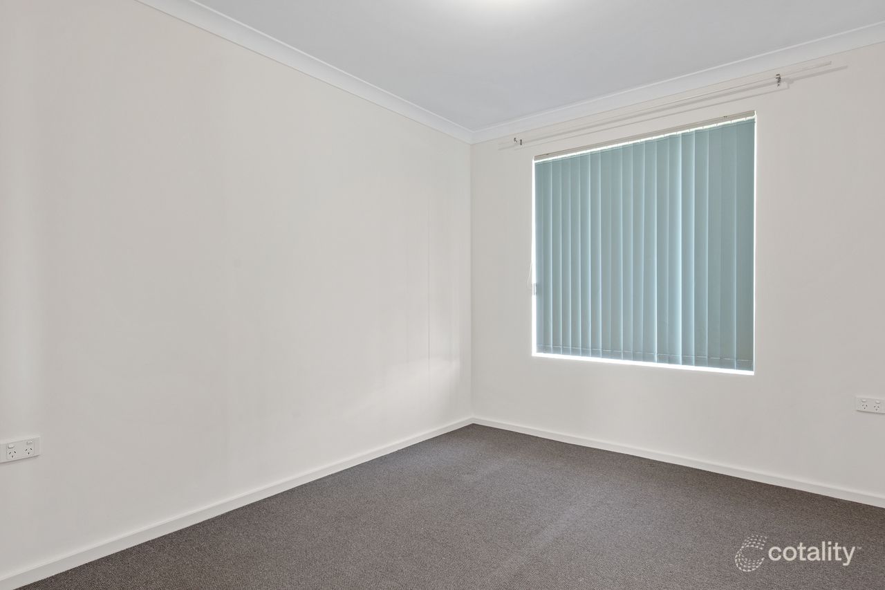 14 Whatman Way, Withers, WA 6230