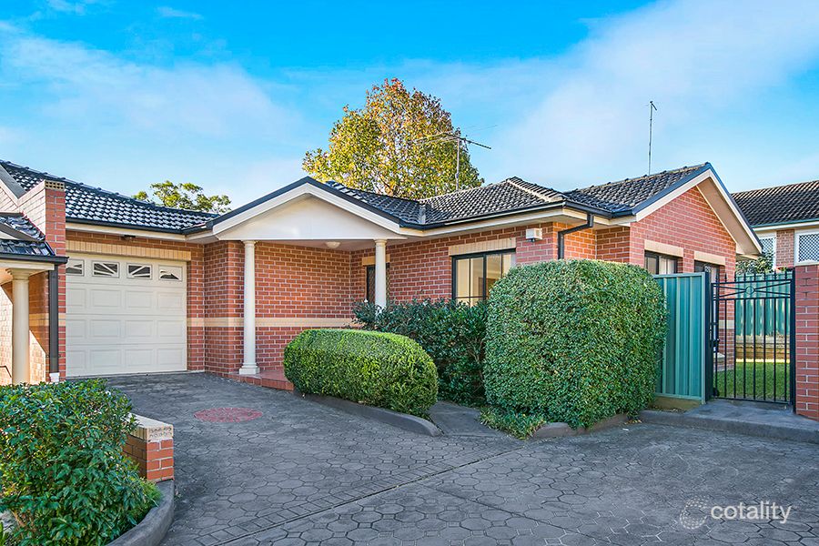 5/42 Cordeaux St, Campbelltown, NSW 2560
