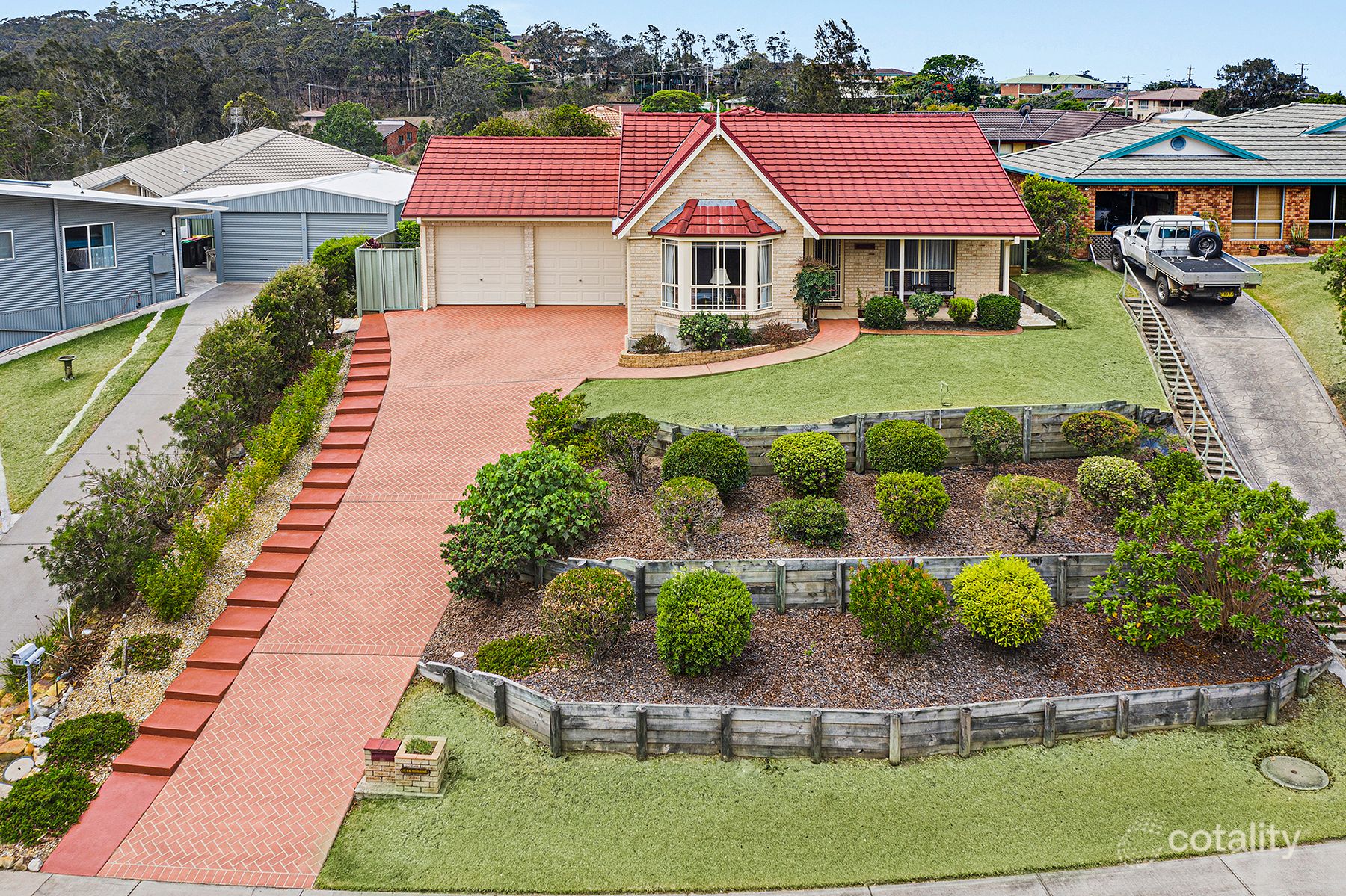 19 River Oak Cres, Scotts Head, NSW 2447