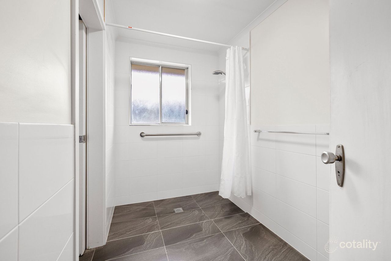 23 Willow Gr, Wendouree, VIC 3355