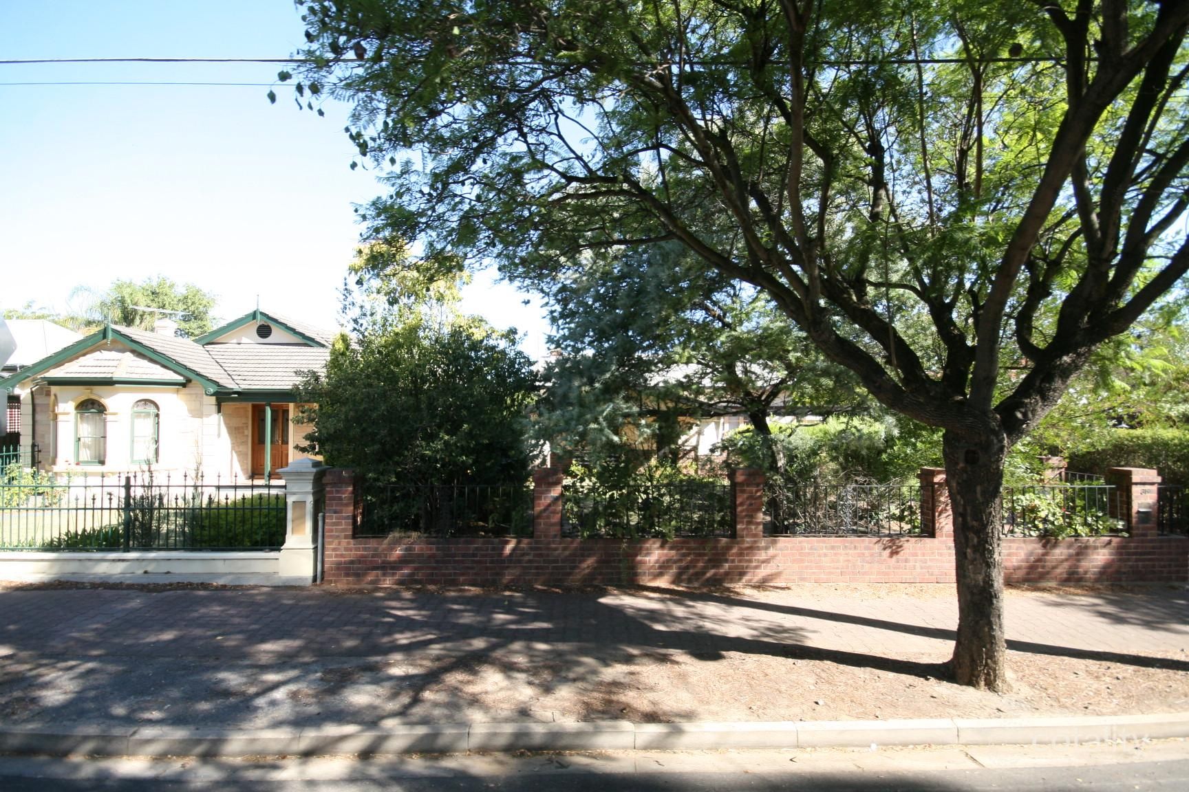 31 Byron Rd, Black Forest, SA 5035