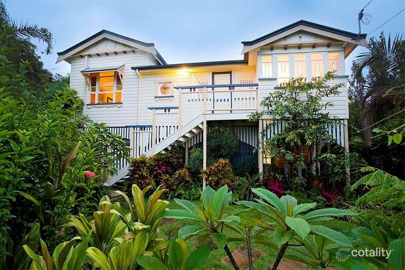 11 Foch St, Ashgrove, QLD 4060