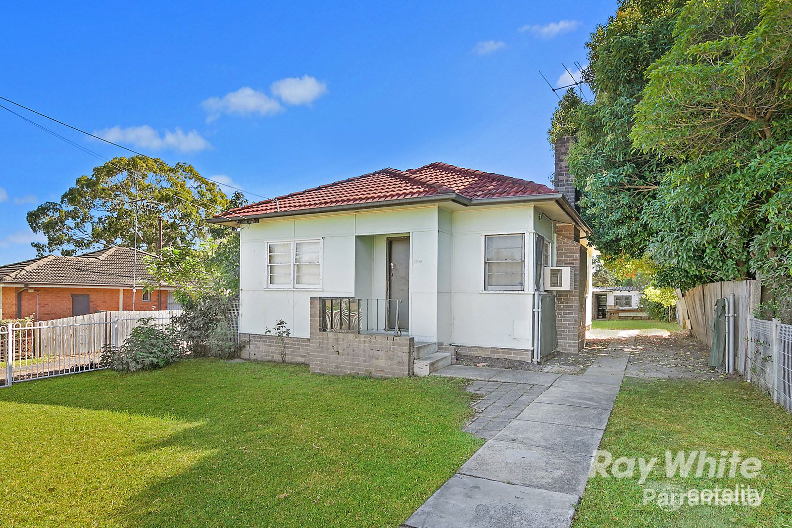 92 Albert St E, North Parramatta, NSW 2151