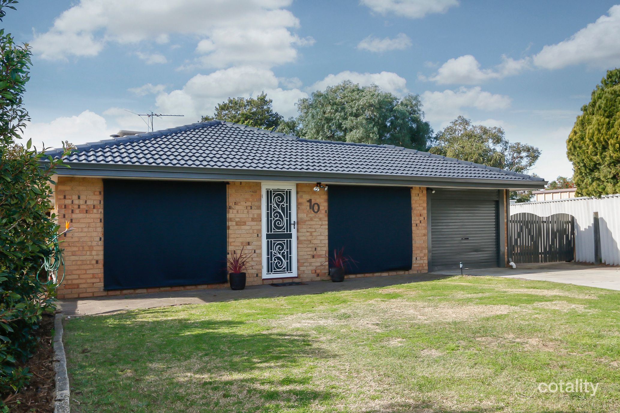 10 Alpin Ct, Coolbellup, WA 6163