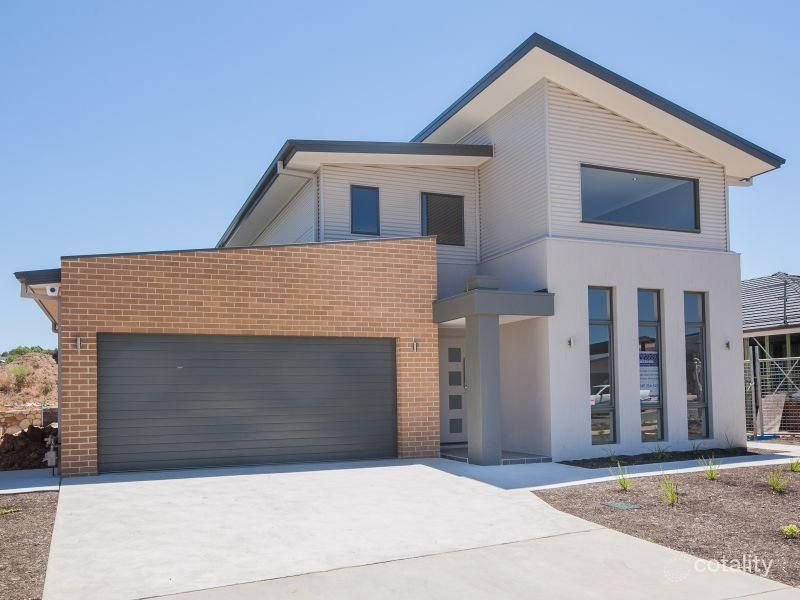 38 Dunphy St, Wright, ACT 2611