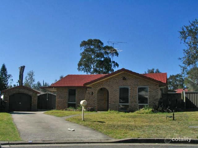 6 Hart Pl, St Clair, NSW 2759