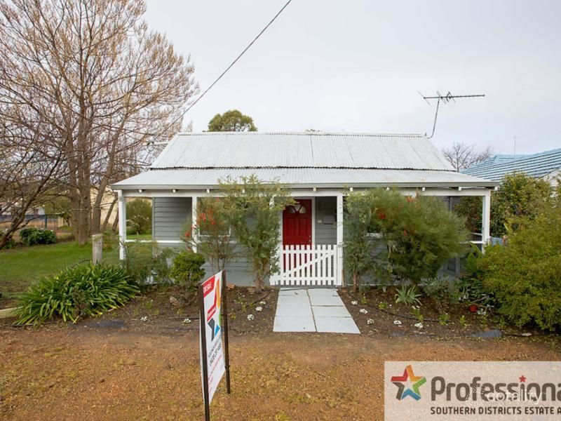 39 Jephson St, Greenbushes, WA 6254