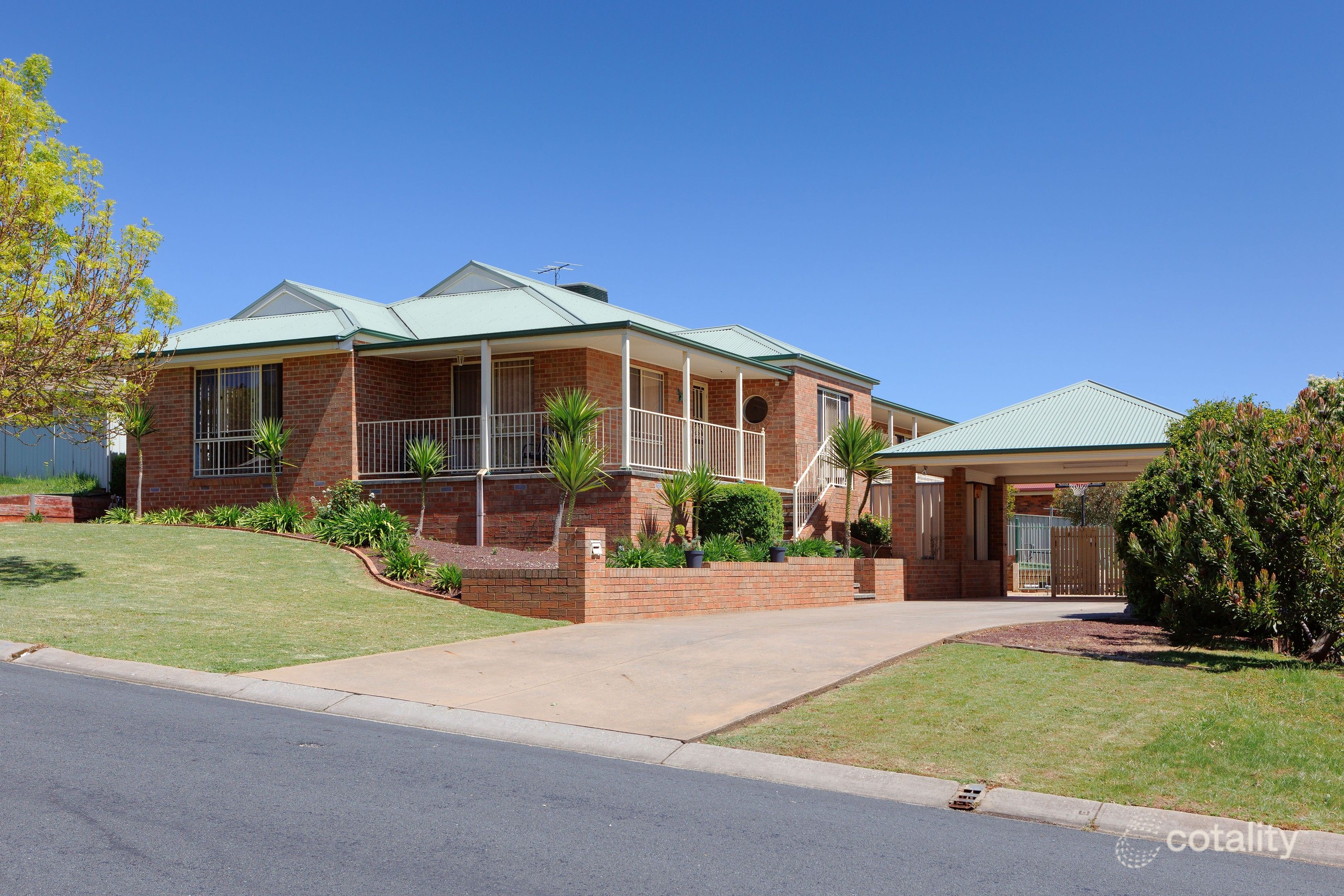 12 Newman Cres, Wodonga, VIC 3690