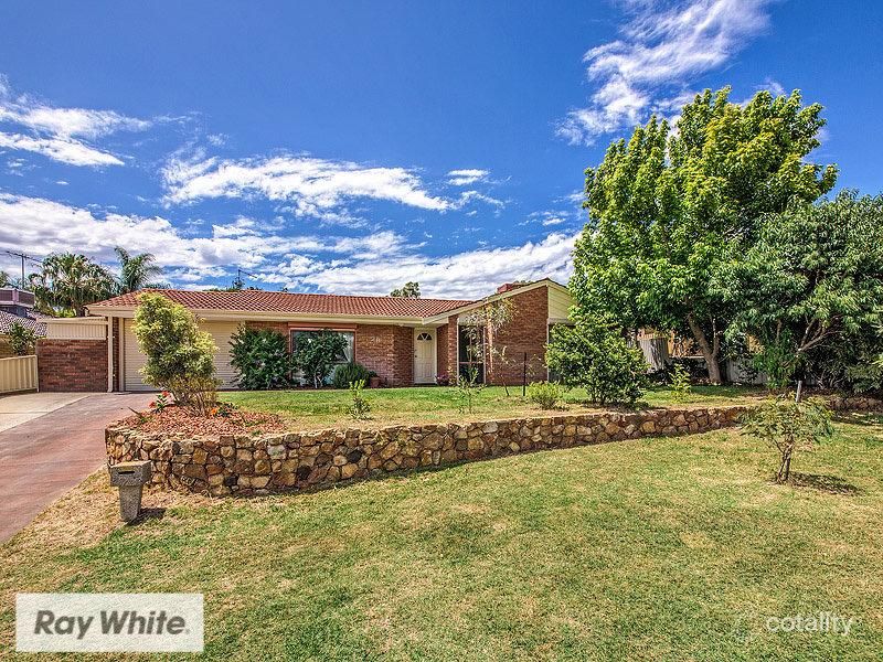 28 Brookland Cres, Marangaroo, WA 6064
