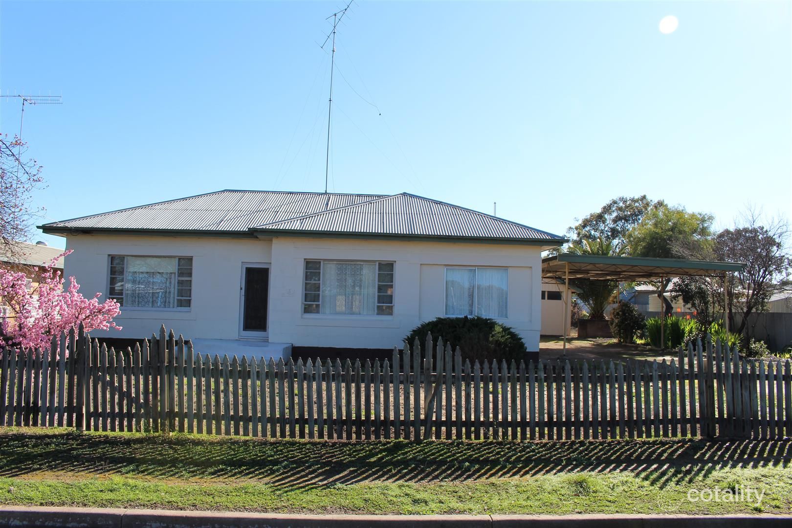 11 Dunn St, Bordertown, SA 5268