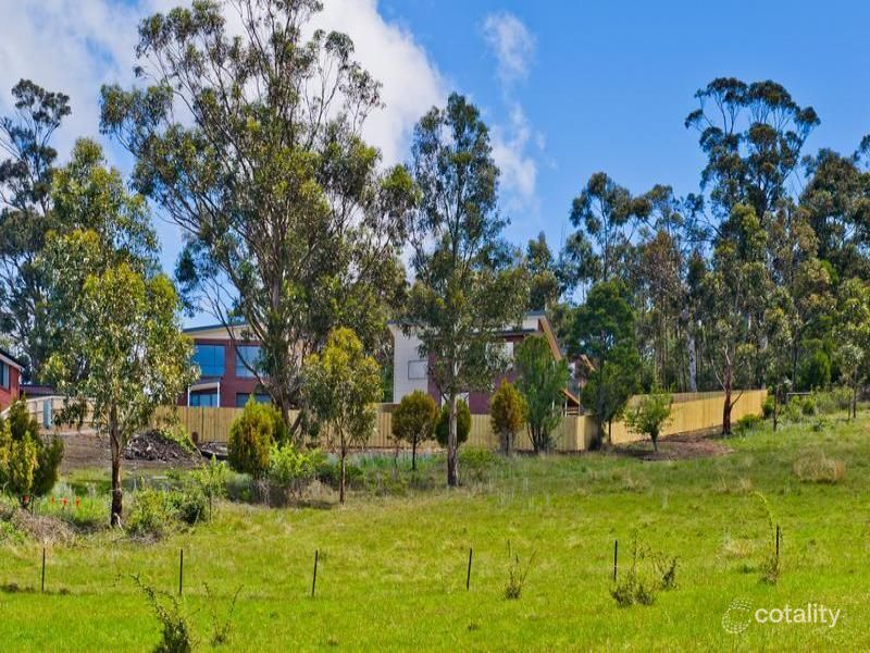 1/11 Ironbark Dr, Claremont, TAS 7011