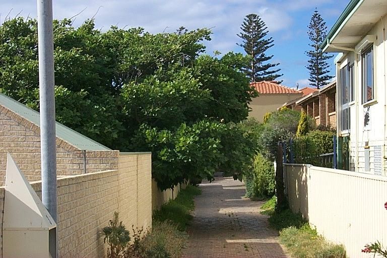 3a Hale St, Watermans Bay, WA 6020