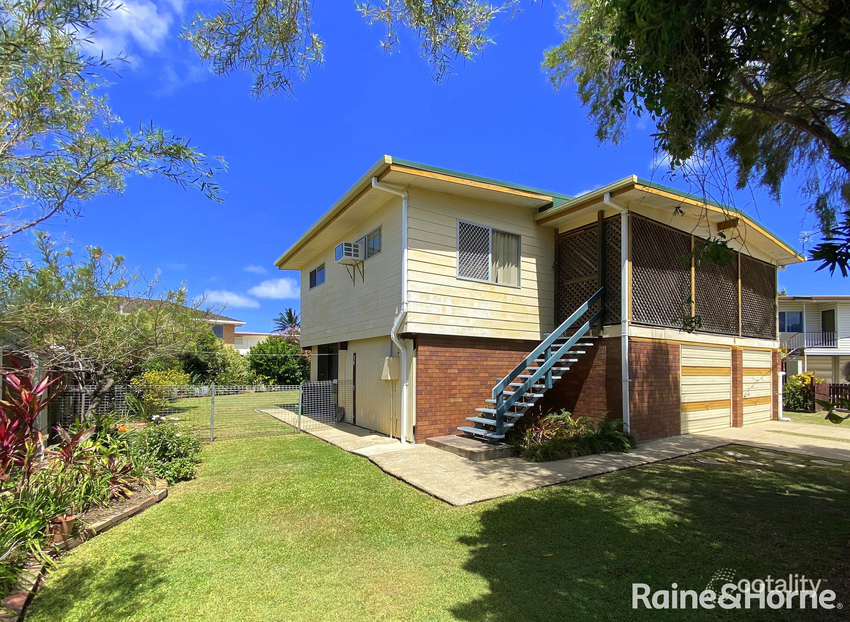 8 Gray Ct, Beaconsfield, QLD 4740