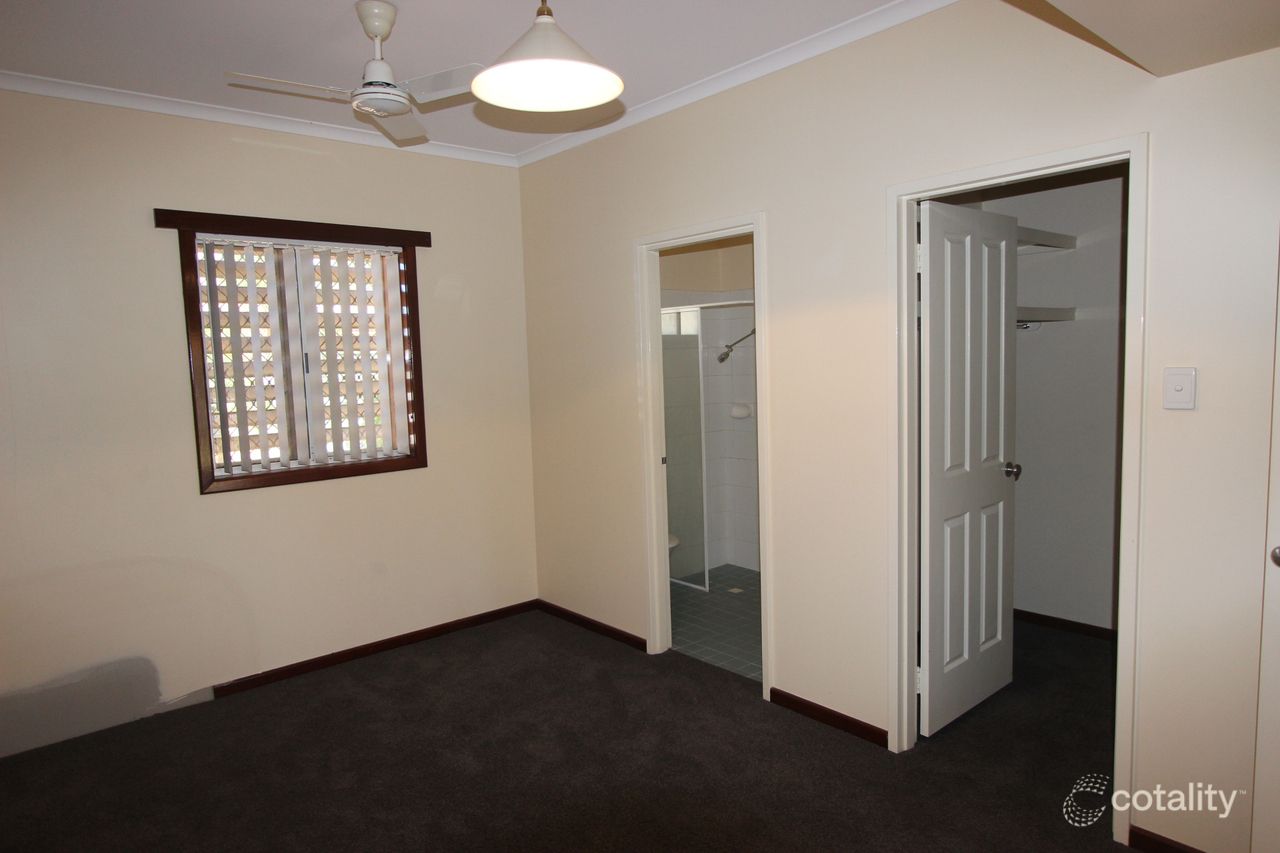 2 Hackett Cl, Nickol, WA 6714