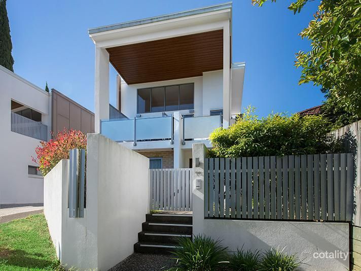 14a Newcross St, Indooroopilly, QLD 4068