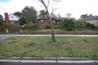 8 Pine Rd, Bayswater, VIC 3153