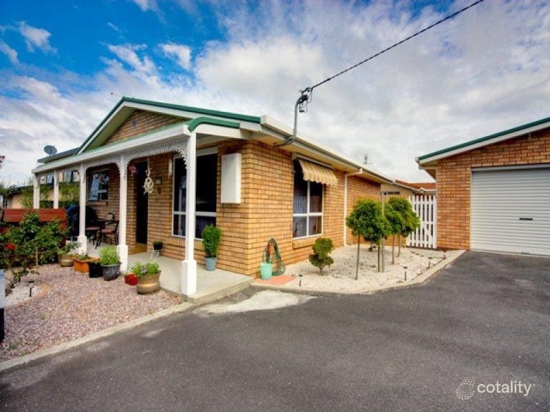 2/21 Dumbleton St, Hawley Beach, TAS 7307
