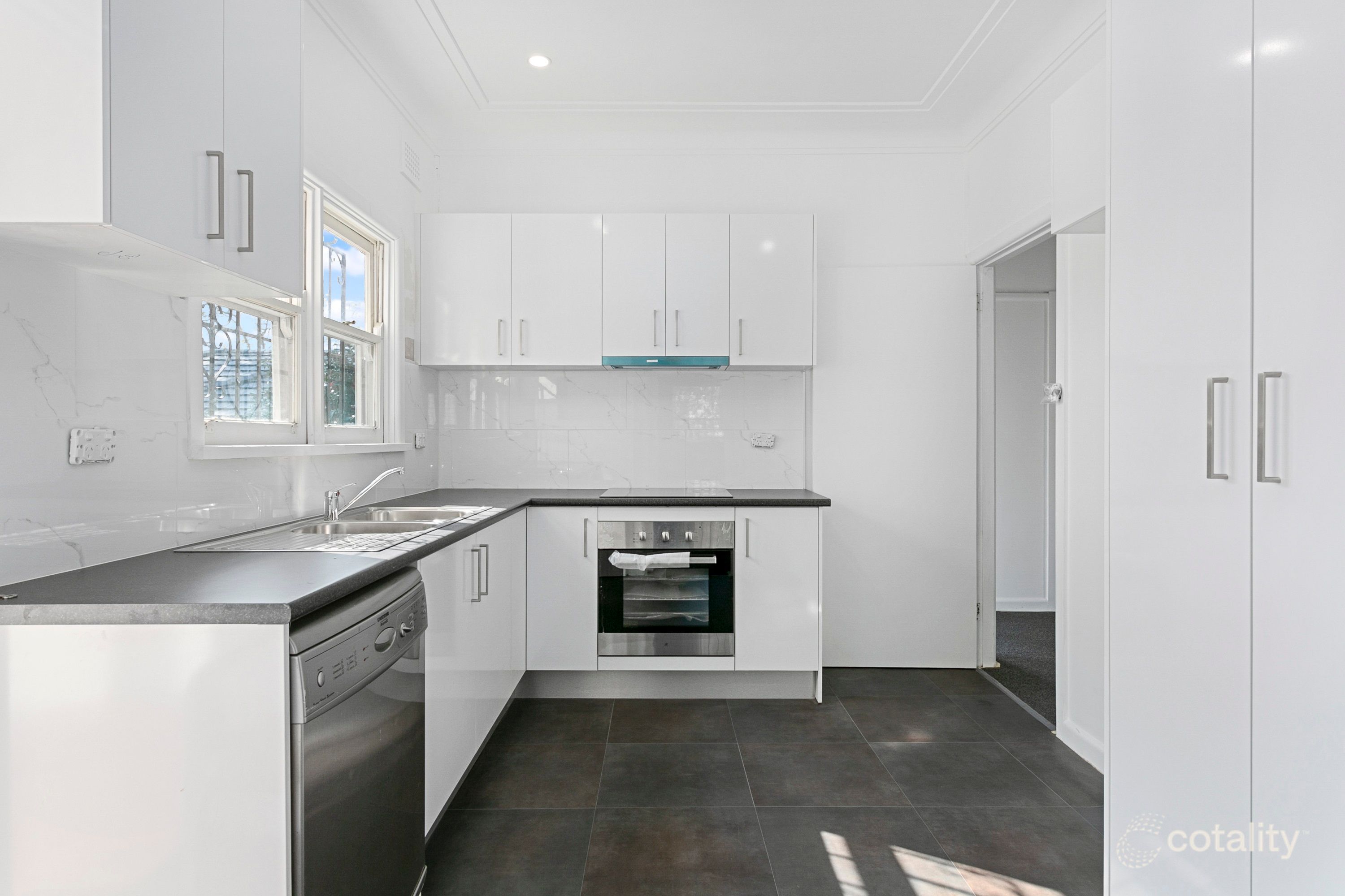 21 Taren Rd, Caringbah, NSW 2229