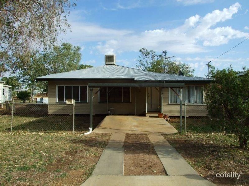 53 Crane St, Longreach, QLD 4730