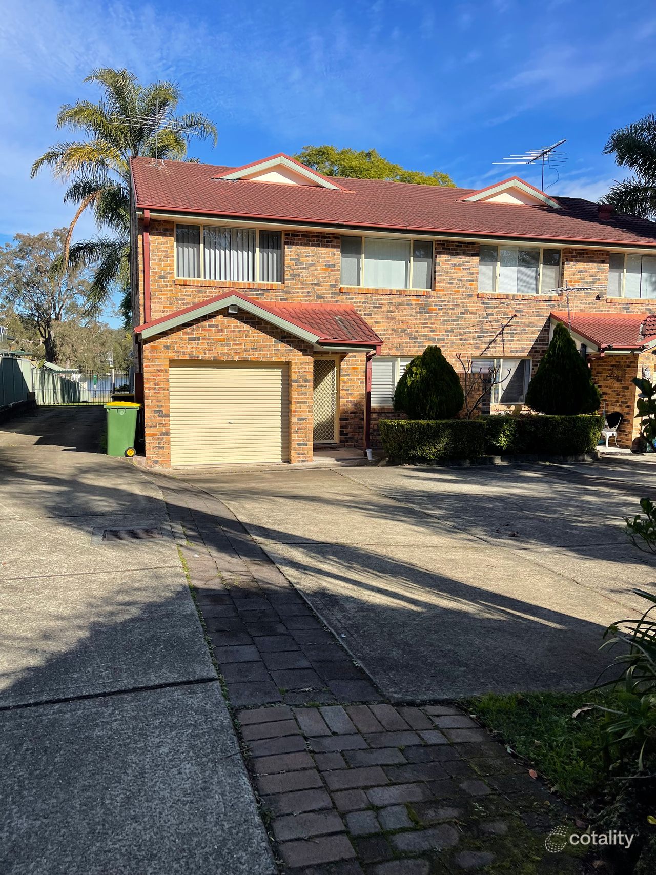 650a Henry Lawson Dr, East Hills, NSW 2213