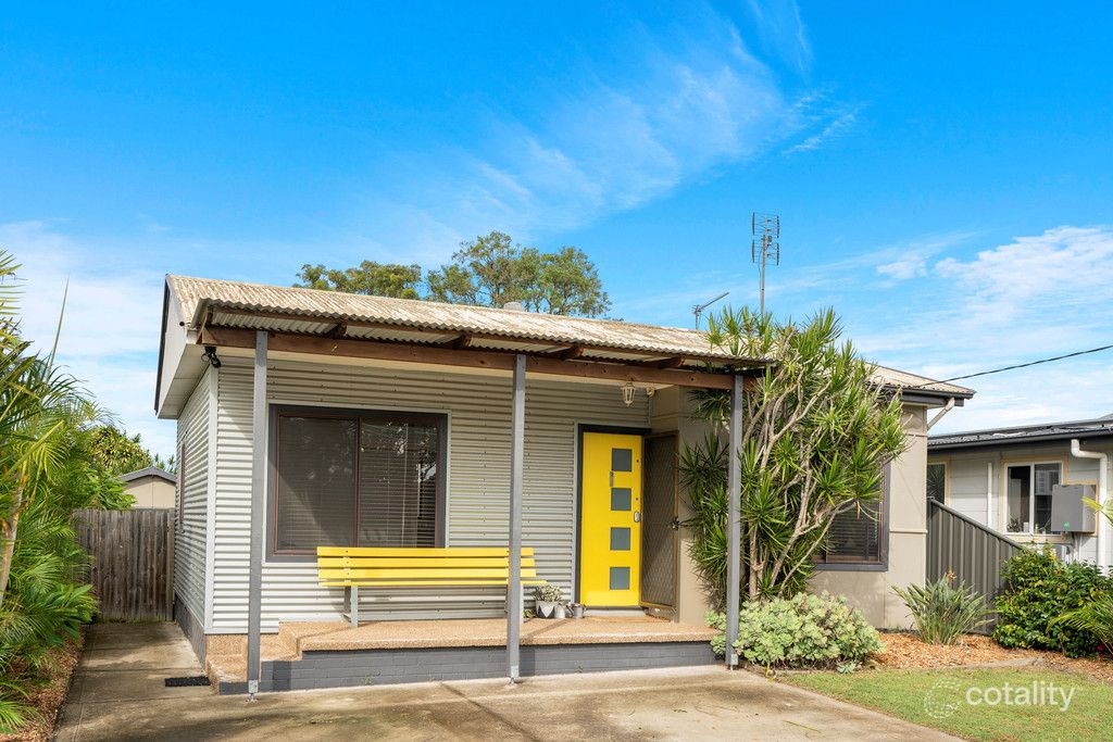 21 Boronia Ave, Woy Woy, NSW 2256