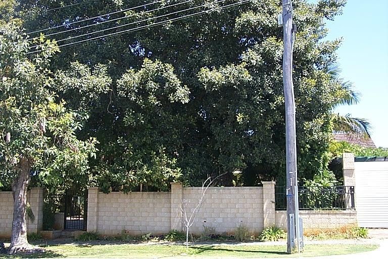 12 Henley St, Como, WA 6152