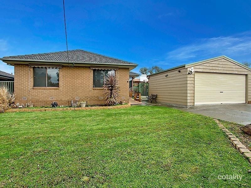 4 Mudie Ave, Sunbury, VIC 3429