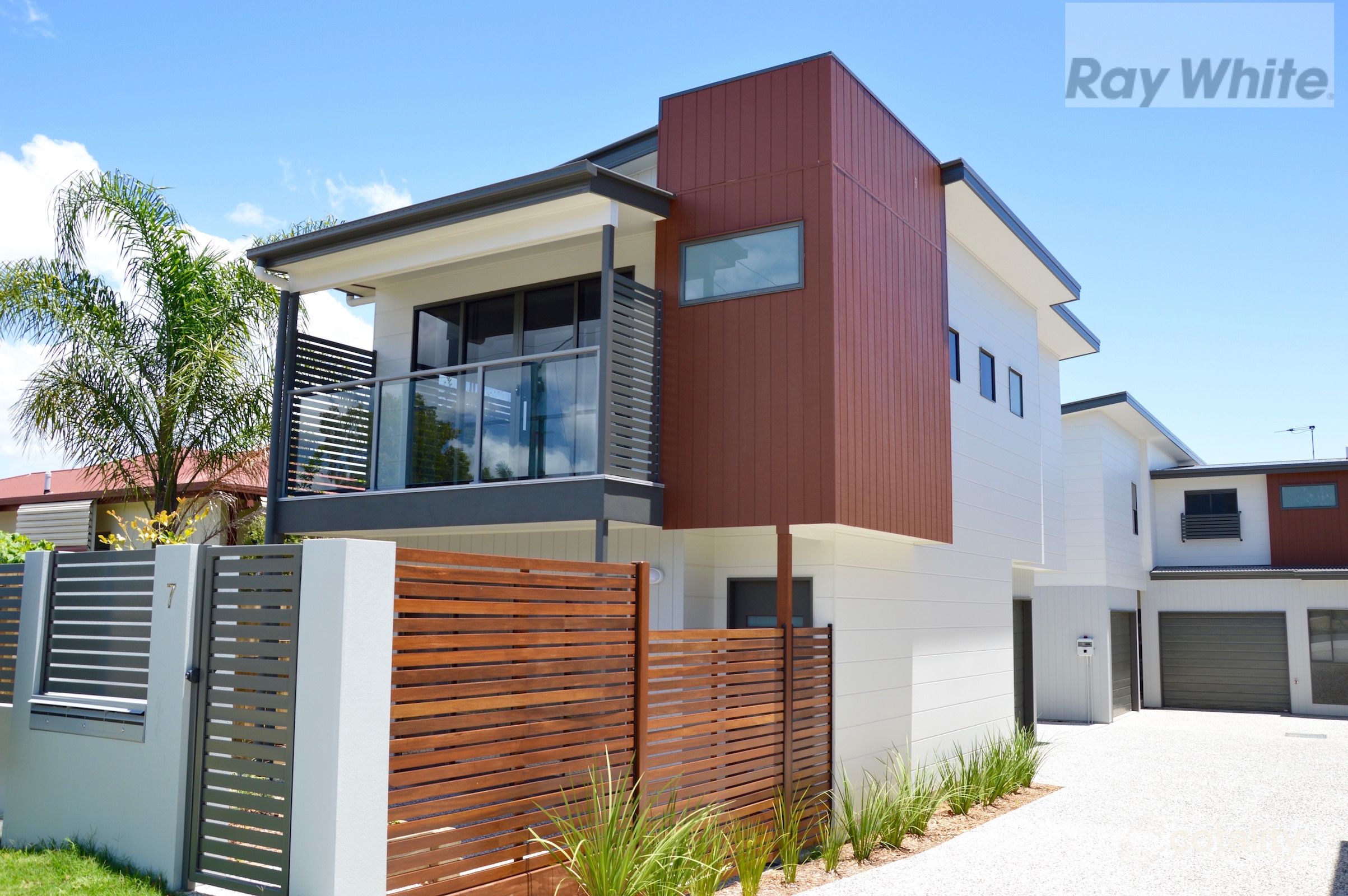 3/7 Worthing St, Wynnum, QLD 4178