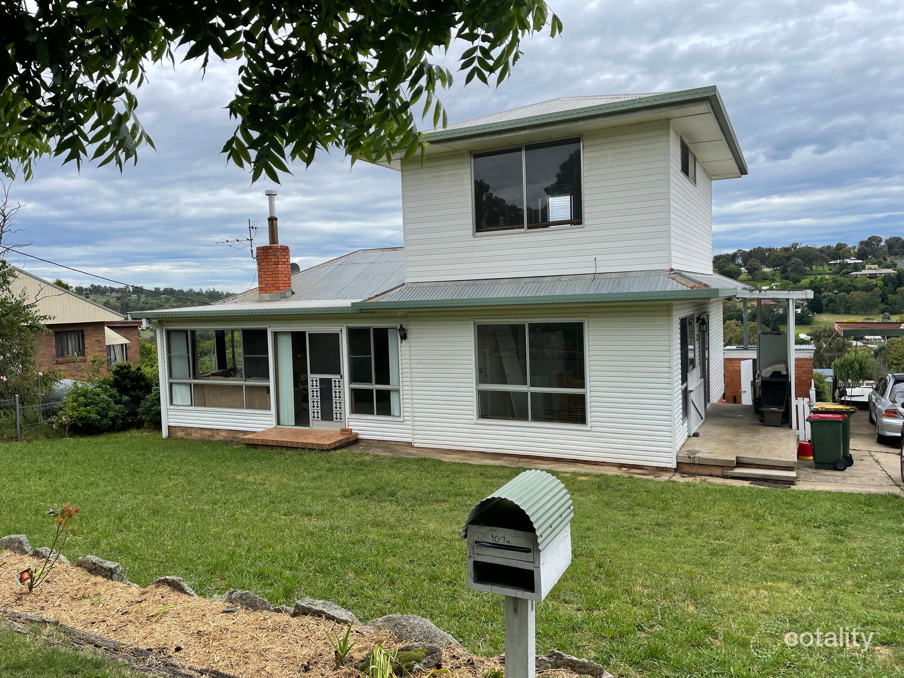 107w Hill St, Walcha, NSW 2354