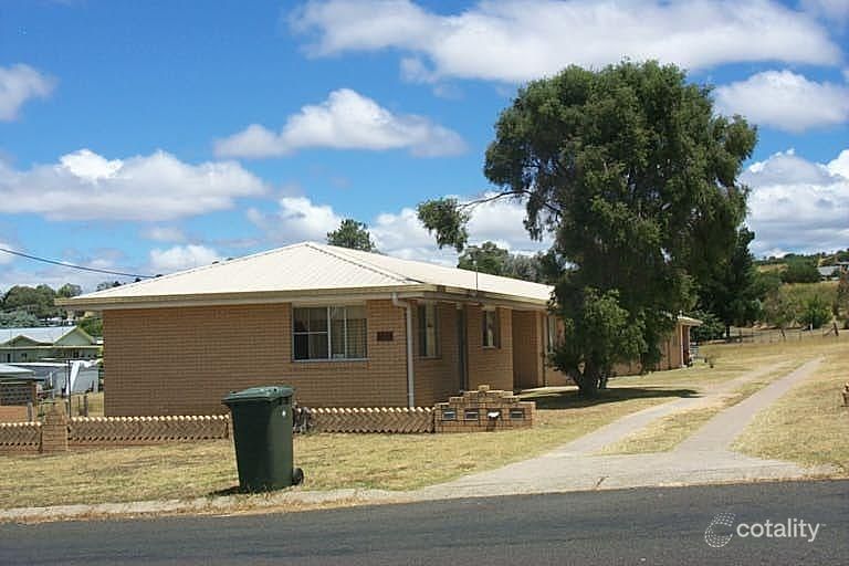 220 Pratten St, Warwick, QLD 4370