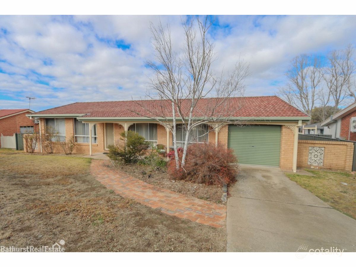 17 Limekilns Rd, Kelso, NSW 2795